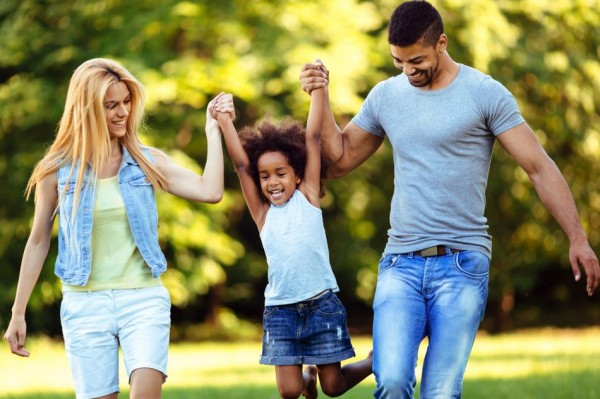 Familles recomposées : comment s'intégrer harmonieusement avec les enfants de votre partenaire